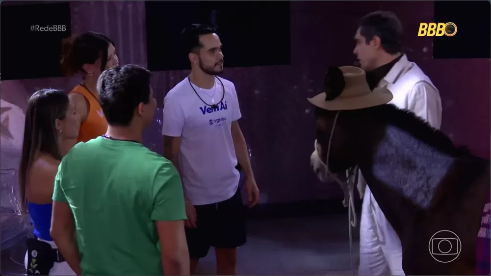 Globo promove "Festa da Firma" no BBB 25 e revela novidades para 2025 — Vitória é alvo de críticas e segue como provável eliminada