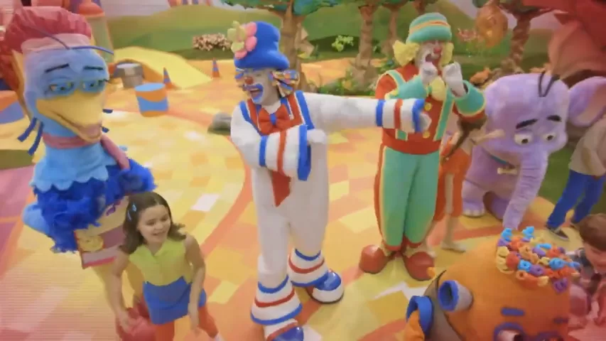SBT aposta em programação infantil com Patati e Patatá para recuperar audiência nas manhãs