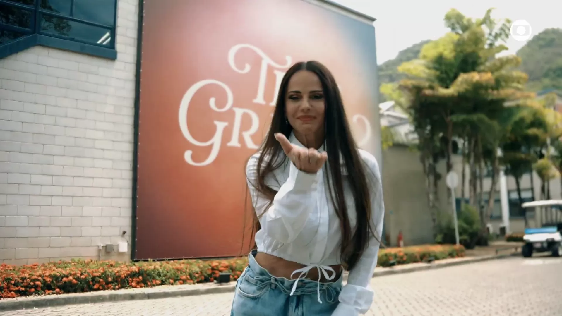 VIVIANE ARAÚJO NA GLOBO: Atriz é confirmada em 'Três Graças' e direção age nos bastidores por causa de Belo