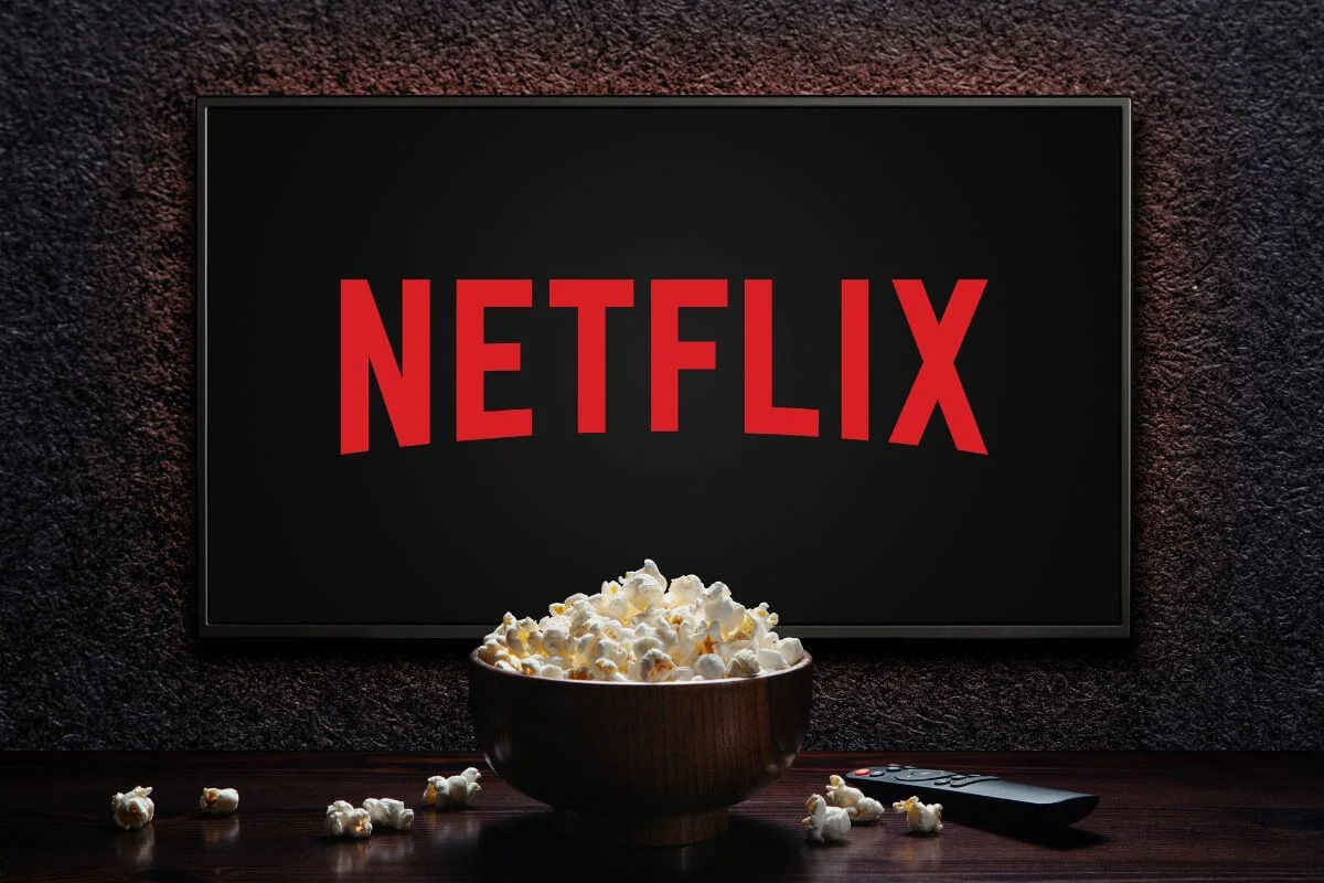 A BOMBA DO SÉCULO: NETFLIX COMPRA WARNER POR US$ 82 BILHÕES E DECRETA O FIM DE UMA ERA EM HOLLYWOOD!