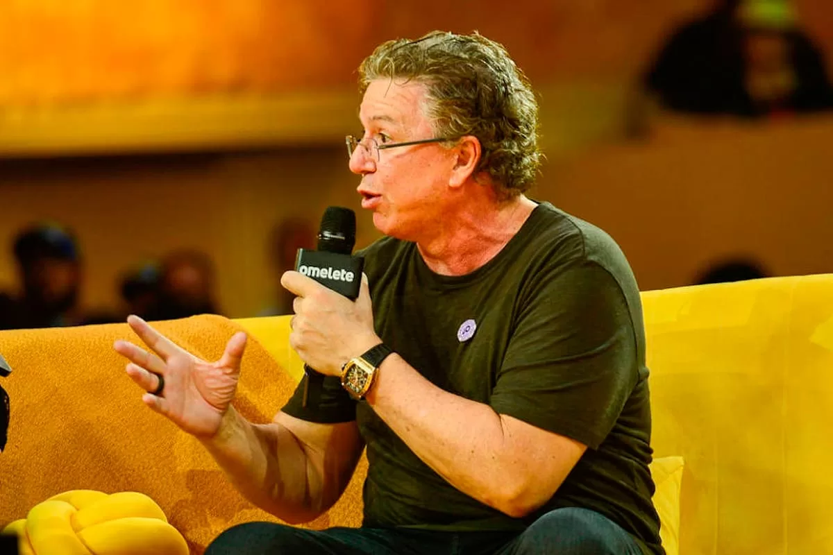 CCXP: BONINHO QUEBRA O SILÊNCIO, ASSUME COMANDO NA DISNEY E PROMETE SPOILERS DE 'A CASA DO PATRÃO' E 'THE VOICE'