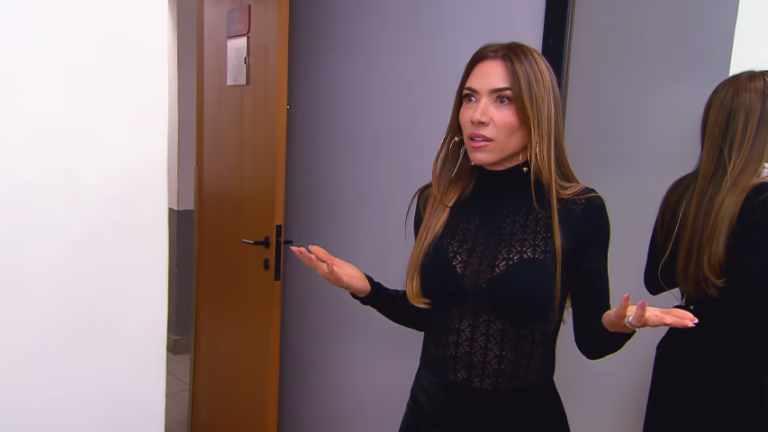 SBT: DANIELA BEYRUTI TOMA DECISÃO DRÁSTICA, PROGRAMA AFUNDA A AUDIÊNCIA E ANA FURTADO EXPÕE BASTIDORES!