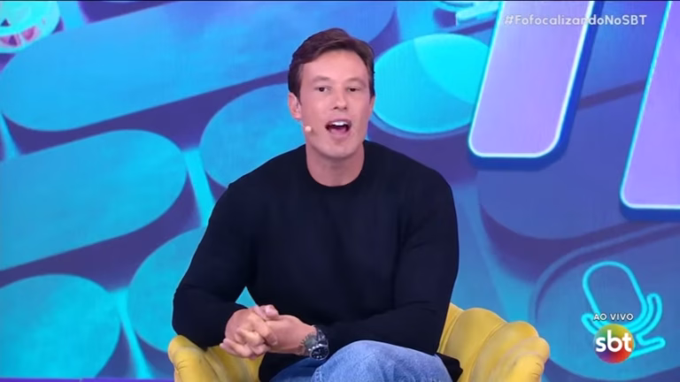 A SALVAÇÃO DO SBT: DEOLANE FAZ FOFOCALIZANDO BOMBAR E METE MEDO NA RECORD