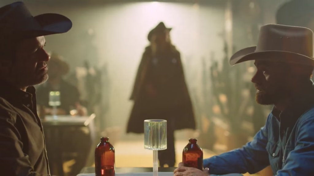 ANA PAULA ROUBA A CENA, "DESAFIA" A GLOBO COM COMERCIAL RIVAL E CHOCA EM PALESTRA!