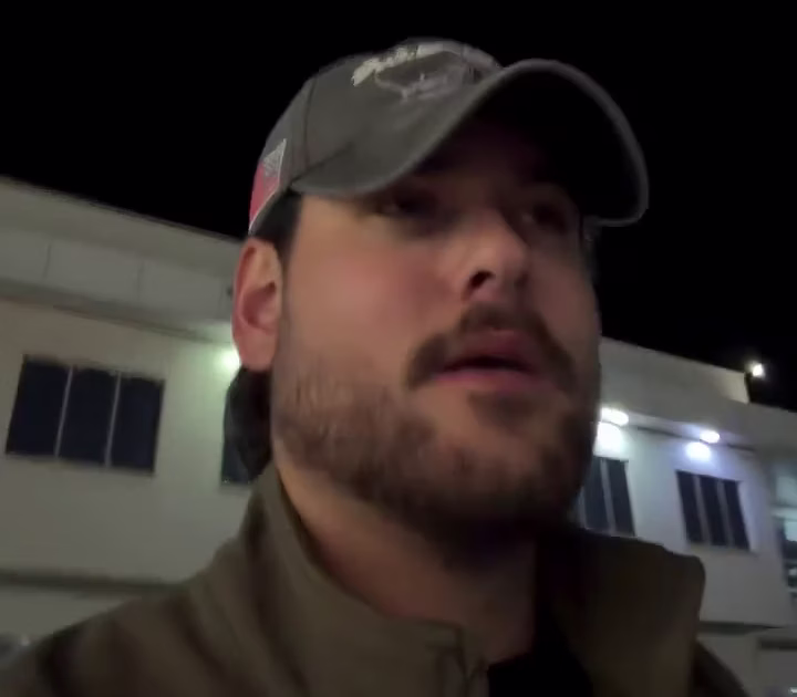 RINCÓN “ASSUME” ANA CASTELA! Influenciador Cala Haters e Manda Recado Afiado!