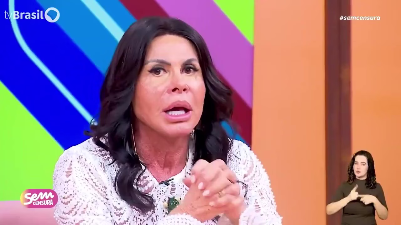O Surto! Gretchen no BBB: Cantora Promete Autocontrole, Mas a Internet Não Esquece as Arregadas.