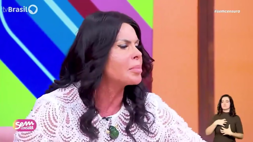 O Surto! Gretchen no BBB: Cantora Promete Autocontrole, Mas a Internet Não Esquece as Arregadas.