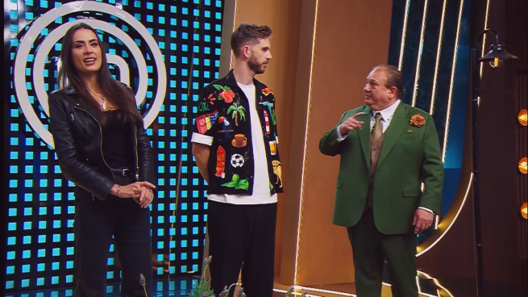 DESCASO ABSURDO: BAND JOGA MASTERCHEF NO LIXO DA MADRUGADA E REVOLTA PÚBLICO!