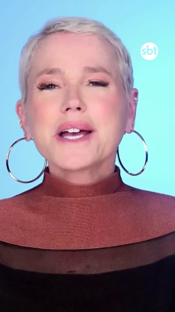 O Protocolo Quebrado: Xuxa Meneghel Declara Amor ao SBT em Rede Nacional