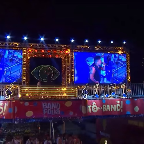 O PLANO MILIONÁRIO DA BAND: EMISSORA ANTECIPA CARNAVAL COM TRIO ELÉTRICO E FESTÃO!