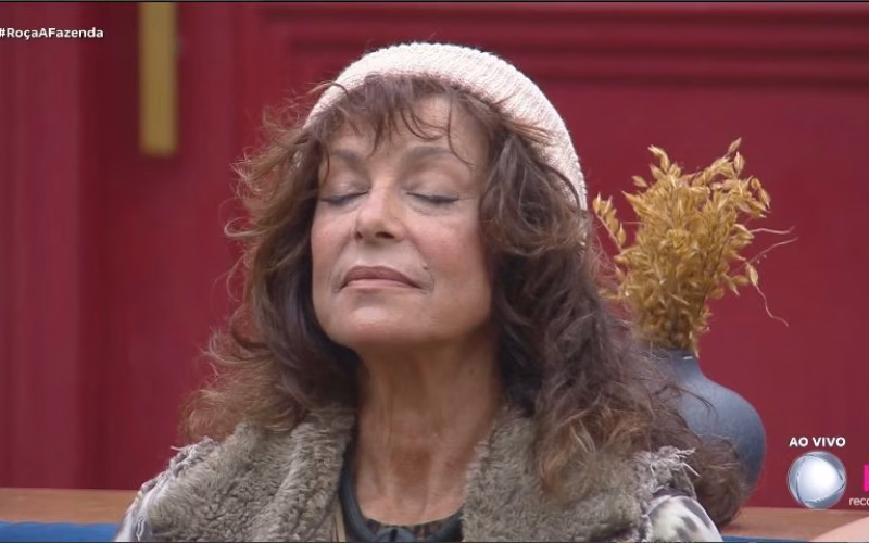 RESPOSTA SEVERA: Record intervém em ‘A Fazenda 18’ e adverte Giovanna Gold por preconceito