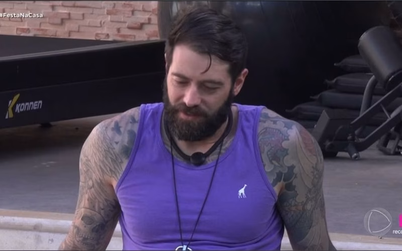 URGENTE! JACKSON CHORA E HUMILHA MORENA NA CASA DO PATRÃO! ELA VAI SAIR?