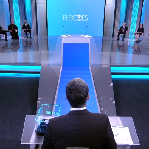 PÂNICO NOS BASTIDORES: O plano B da Globo para salvar o debate sem Lula e Flávio!