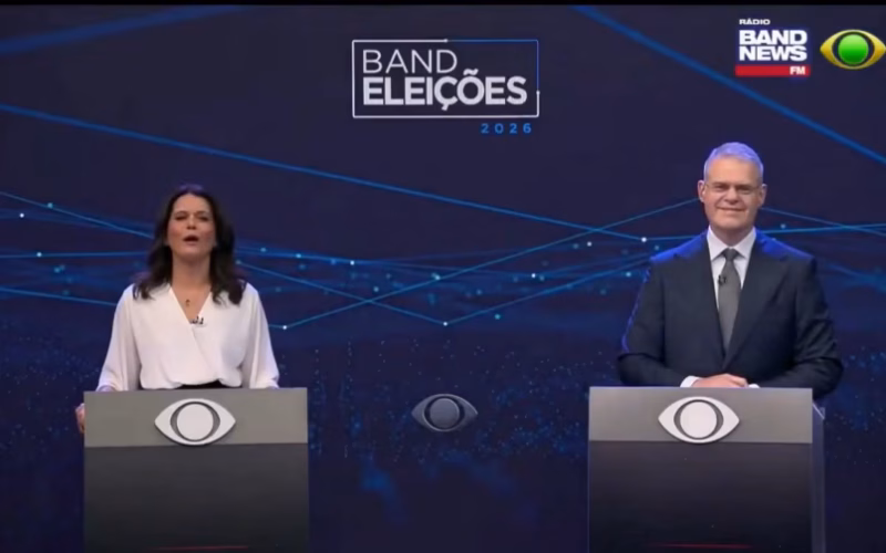 Massacre no Ibope e pânico nos bastidores: Band desbanca o 'Fantástico' com debate do 2º turno e enfrenta alarme de bomba com o GATE