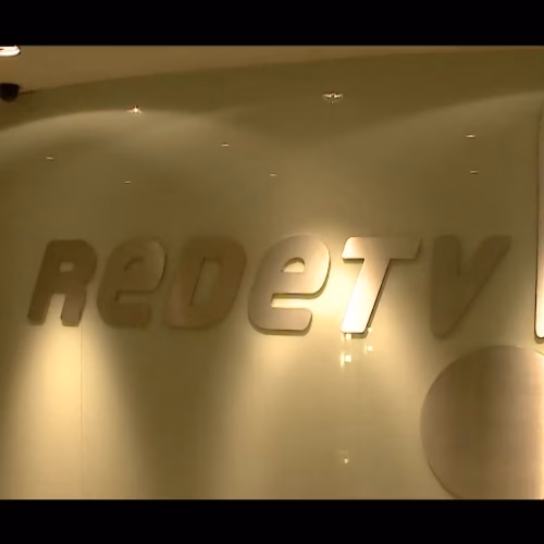 REDETV! COMETE BIZARRICE e coloca departamento de RH para analisar dados de Ibope!