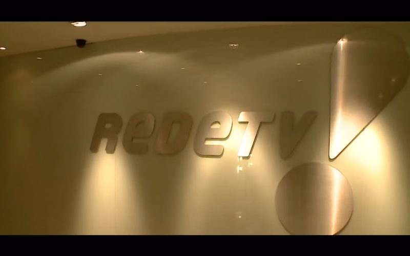 REDETV! COMETE BIZARRICE e coloca departamento de RH para analisar dados de Ibope!