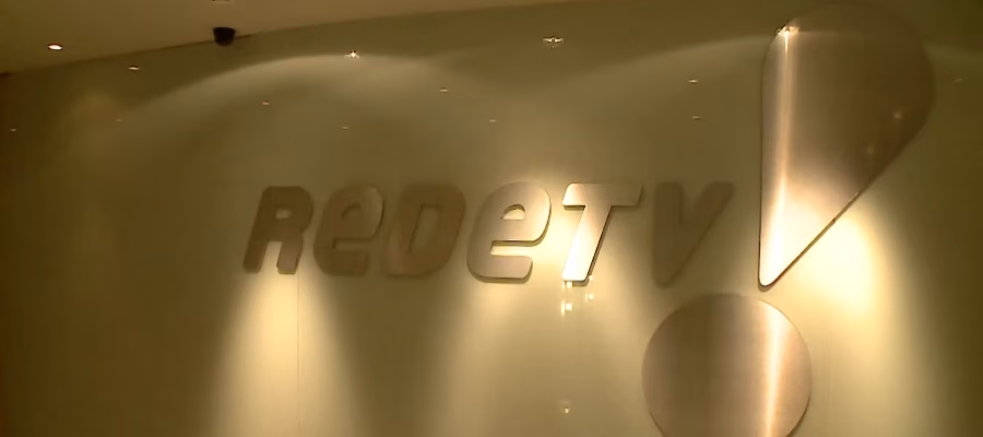 REDETV! COMETE BIZARRICE e coloca departamento de RH para analisar dados de Ibope!