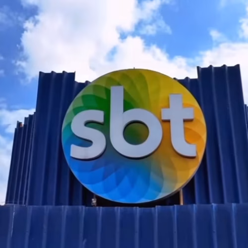 GLOBO PUXA O TAPETE DO SBT, TOUR PAGO GERA REVOLTA E REDETV! É HUMILHADA POR CANAIS FECHADOS!