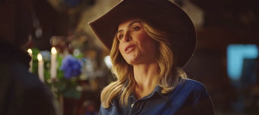 ANA PAULA ROUBA A CENA, “DESAFIA” A GLOBO COM COMERCIAL RIVAL E CHOCA EM PALESTRA!