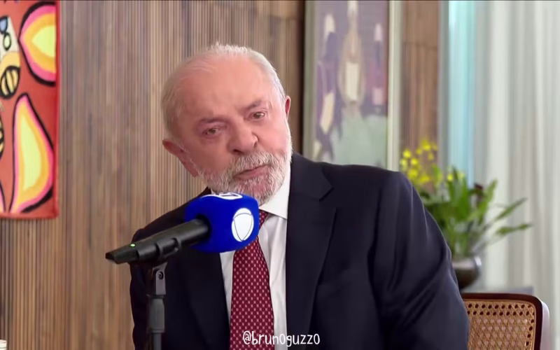 BOICOTE NA BAND: Lula troca púlpito por entrevista com Mariana Godoy na Record!