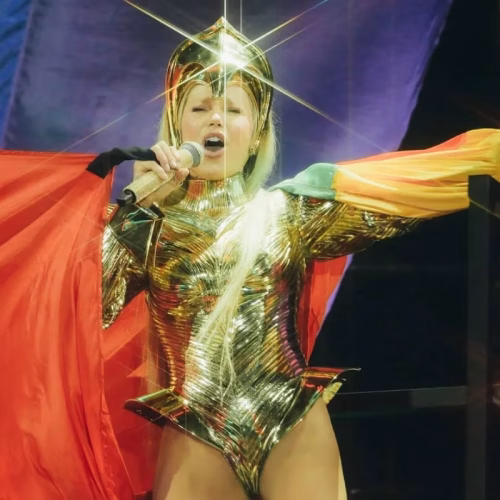 O DEBOCHE DE XUXA EM SP: ‘Você que veio para ver minha virilha, hoje botei meia’!