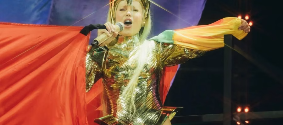 O DEBOCHE DE XUXA EM SP: ‘Você que veio para ver minha virilha, hoje botei meia’!